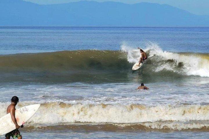 Surf lessons in Puerto Vallarta and Nayarit