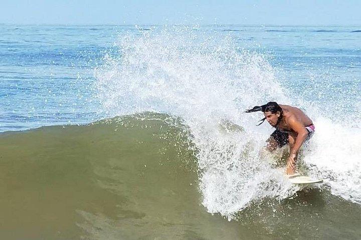 Surf lessons in Puerto Vallarta and Nayarit