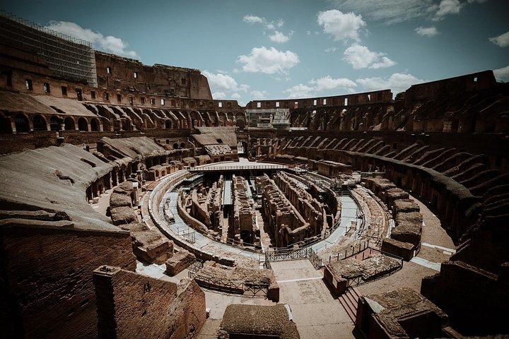 Ancient Rome Tour and Colosseum with Gladiator’s Gate (SHARED)