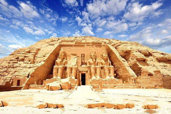 Visite privée à Abou Simbel depuis le Caire