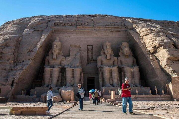 Visite privée à Abou Simbel depuis le Caire
