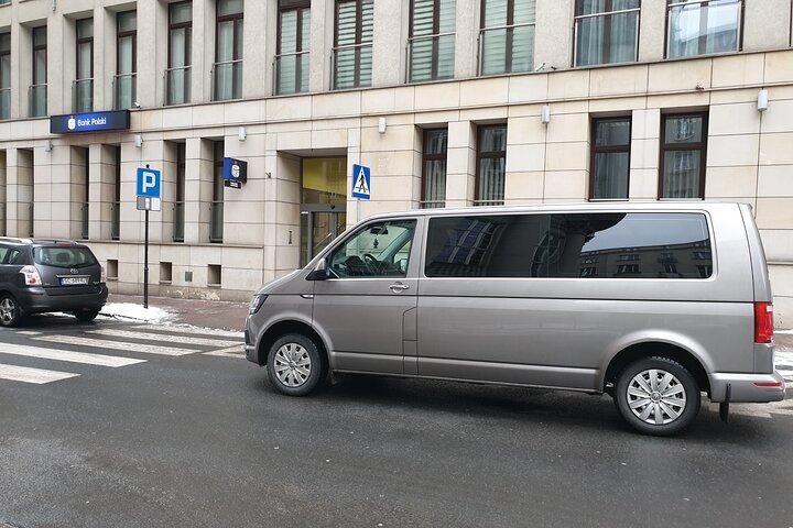 ワルシャワからクラクフまたはクラクフ空港への送迎ベストバリュー