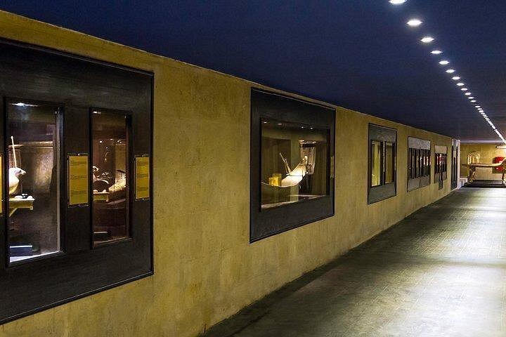 半日ツアー シャルム エル シェイクのツタンカーメン王博物館を訪問