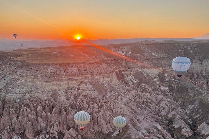 Globo aerostático Cappadocia Sunrise Vuelo / Globos de descubrimiento
