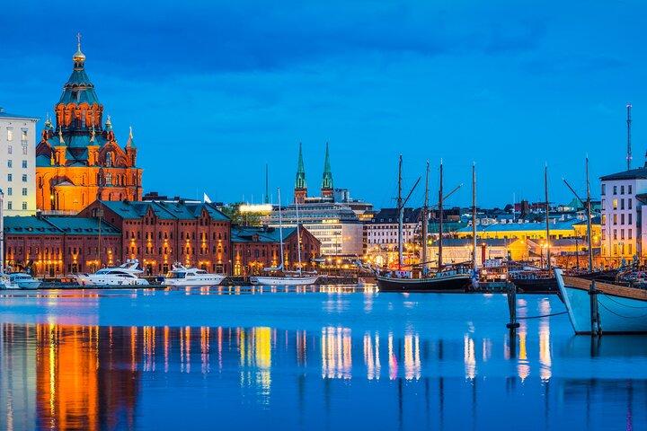 Tour de lujo de 2 días por Helsinki con recogida