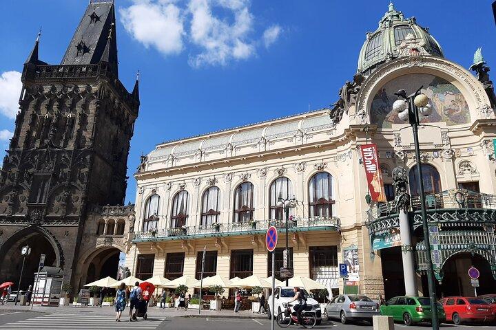 Privétour door de oude binnenstad van Praag, de Joodse wijk en de Karelsbrug