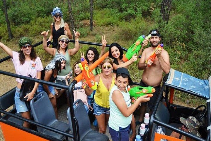 Jeepsafari in Marmaris und Icmeler mit Wasserschlacht, Farb- und Schaumparty