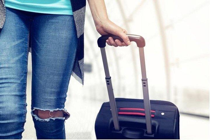 シャルル ド ゴール空港からパリへのプライベート送迎