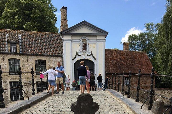 Lendas e tesouros escondidos de Bruges: um tour de áudio autoguiado
