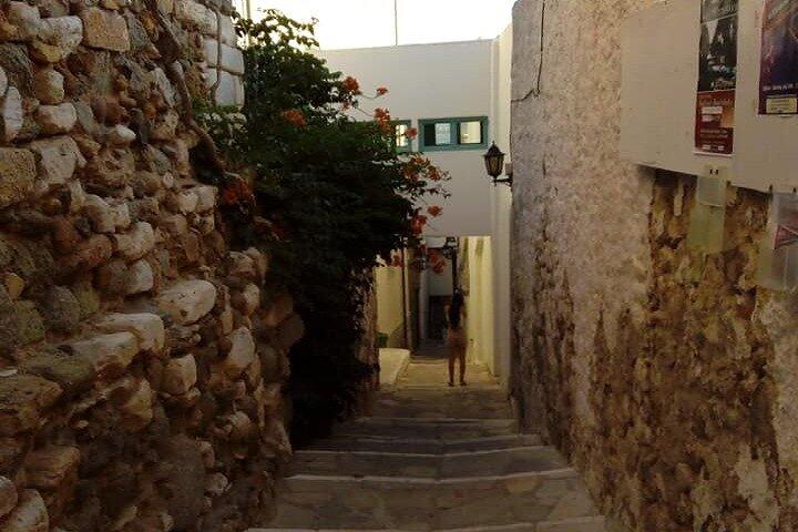 Stadswandeling bij zonsondergang in Naxos
