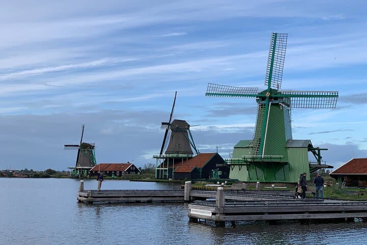 Zaanse Schans and Giethoorn Small-Group Tour with Hotel Pick-Up