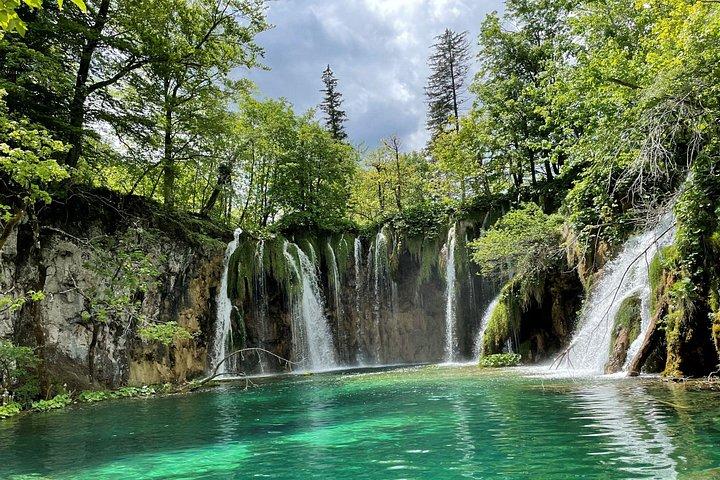 Lacs de Plitvice avec billet et visite guidée de Rastoke au départ de Zagreb