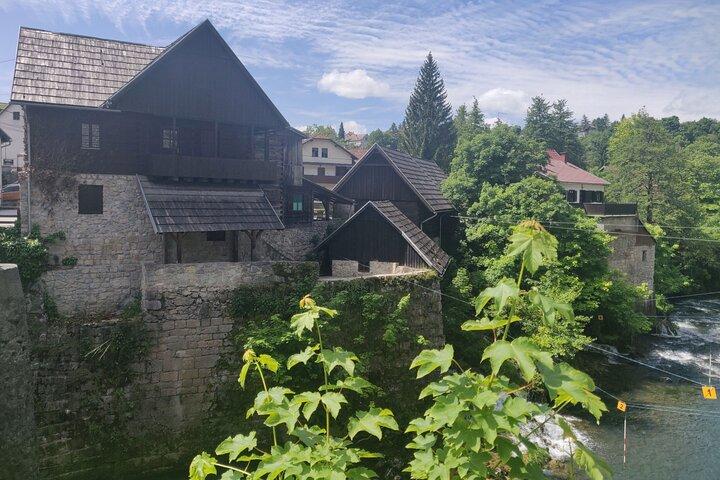 Lacs de Plitvice avec billet et visite guidée de Rastoke au départ de Zagreb