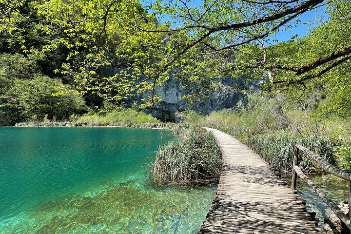 Lacs de Plitvice avec billet et visite guidée de Rastoke au départ de Zagreb