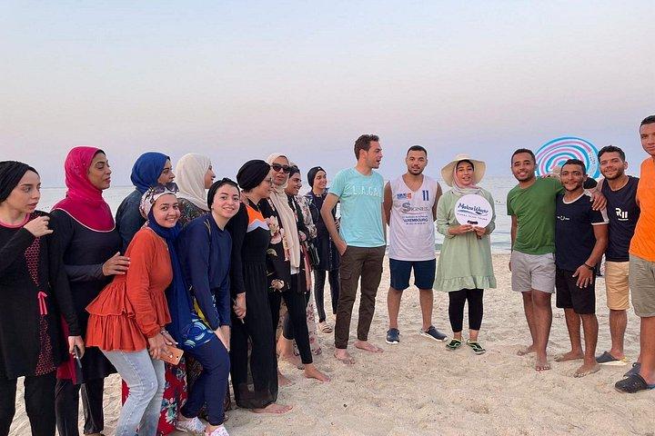 ジュゴンとカメと一緒にシュノーケリングをするマルサ・ムバラク - marsaalam
