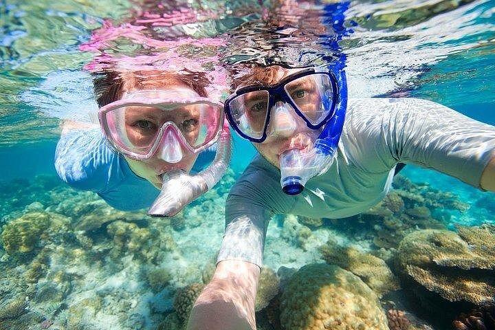 ルクソール発ハルガダ紅海シュノーケリングへの素晴らしい一日