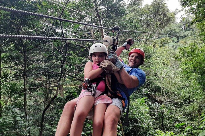 Megacombo Adventure, ziplining, scivolo d'acqua, sorgente calda. Tra gli altri