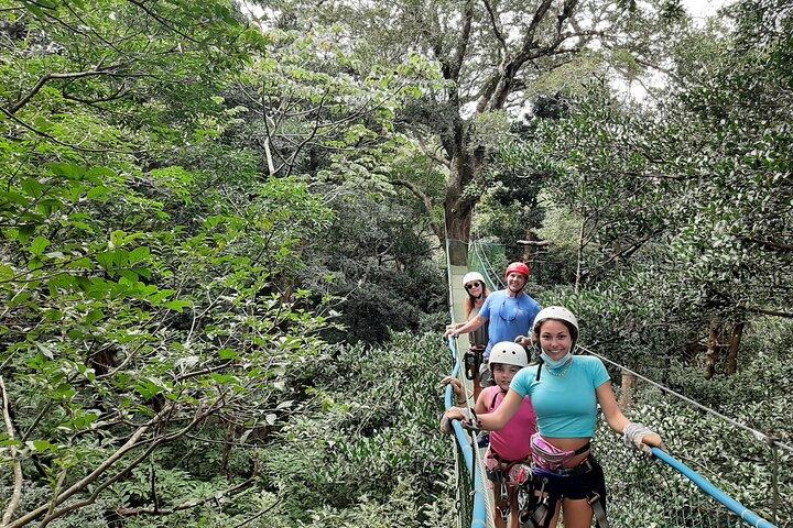 Megacombo Adventure, Ziplining, Waterslide, Hot Spring. Blandt andre