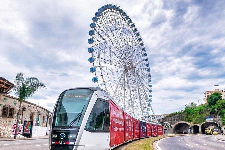 アクアリオ、博物館、オリンピコ大通り、観覧車、交通機関、ツアーガイド。