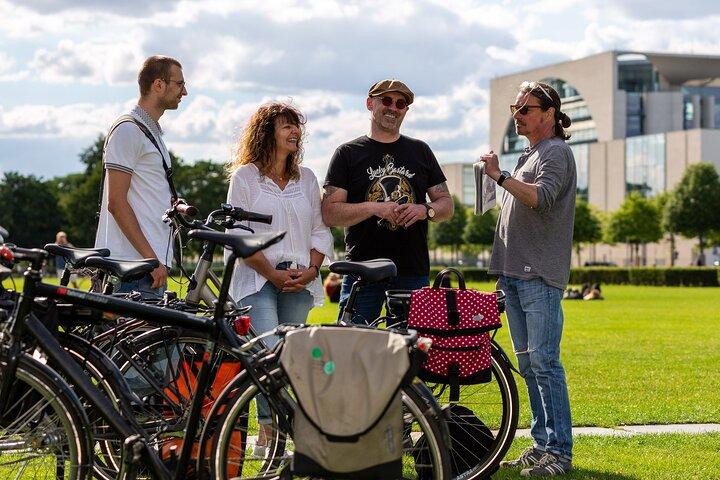 Berliner Mauer und Highlights E Bike Tour in Berlin