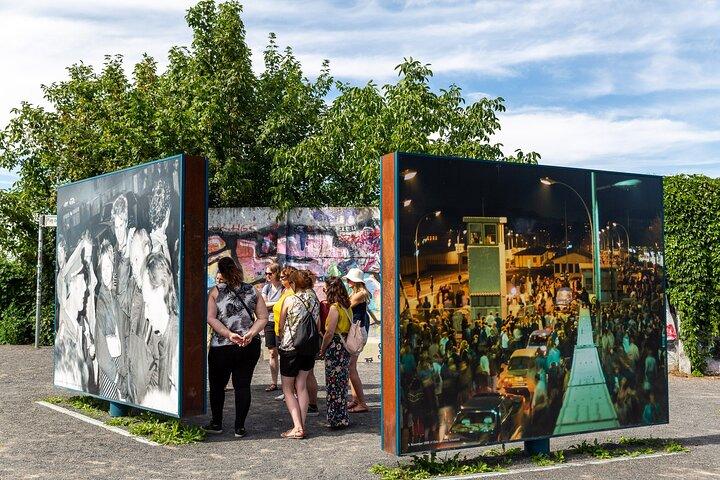 2.5-Hour Berlin Wall and Memorial Sites Walking Tour