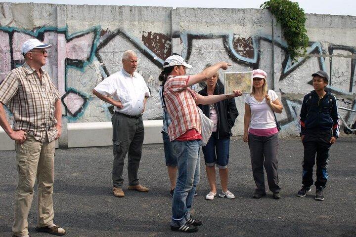 2.5-Hour Berlin Wall and Memorial Sites Walking Tour