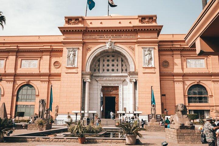 Tour alle Piramidi e al Museo Egizio e al vecchio Cairo