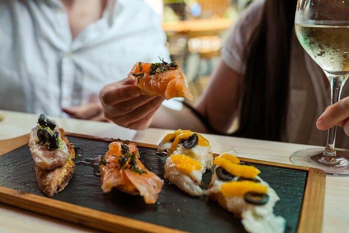Tour privado de San Sebastian Pintxos com Guia local