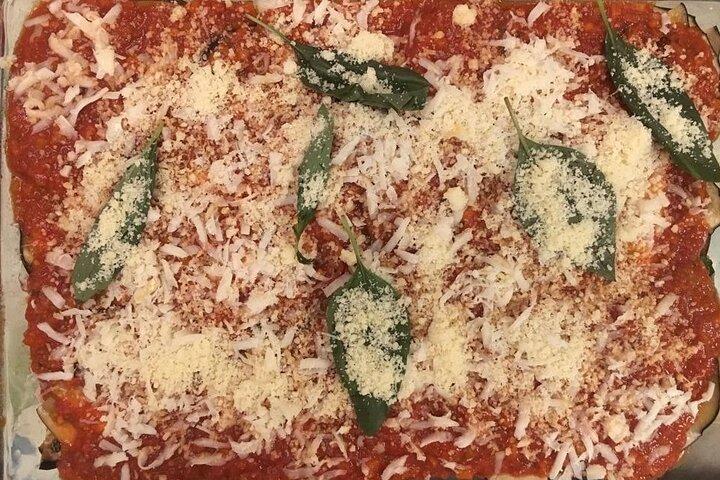 イタリア人シェフと一緒にイタリア料理のレシピを学ぶ
