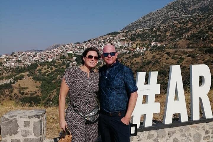 Sacred Delphi & Osios Loukas in a Full Day Private Tour