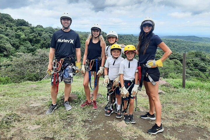 Megacombo Adventure, Ziplining, Waterslide, Hot Spring. Blandt andre
