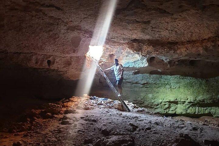 Randonnée au bord du monde Riyad | Safari 4x4 & Bat Cave