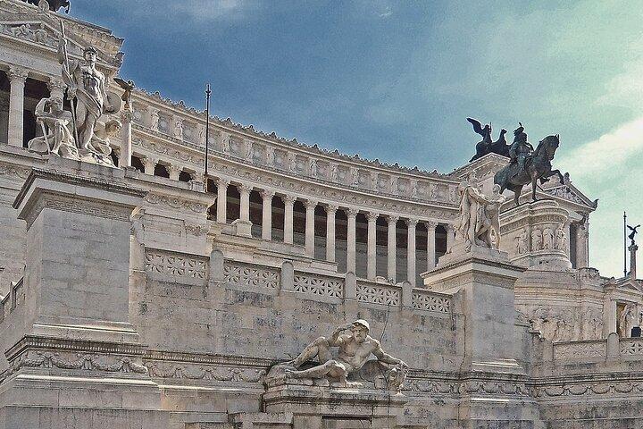 Civitavecchia Privattransfer vom Schiff zum Flughafen FCO oder Rom
