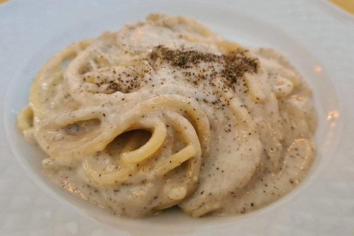 トラステヴェレで味わうグルメウォーキングツアー - ローマ（SHARED）