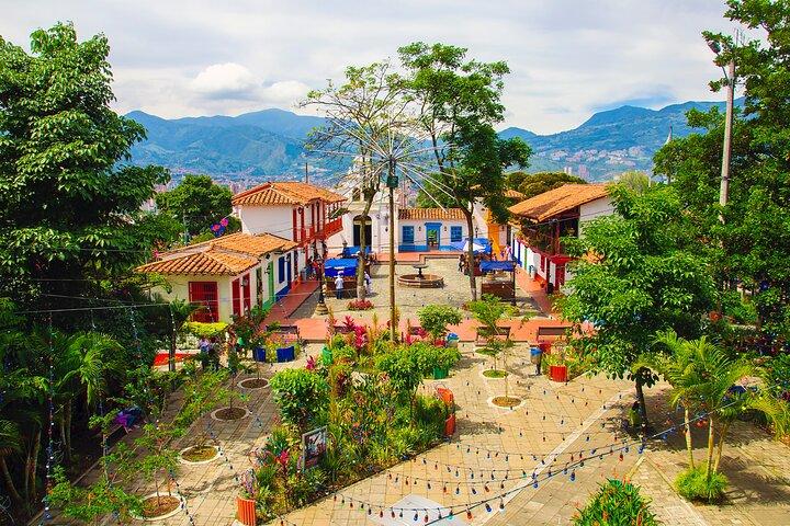 Privat byrundtur i Medellin med metrokabel og kommune 13