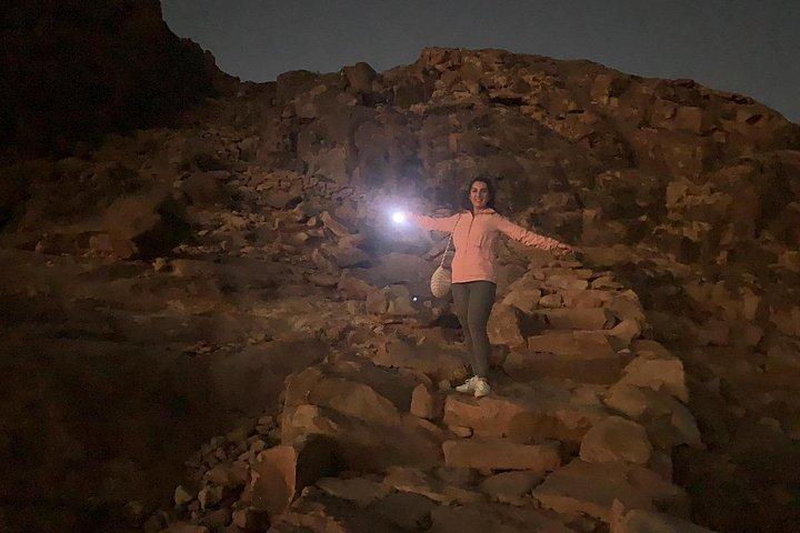 シャルム エル シェイクからの聖カタリナ修道院とモーセの山