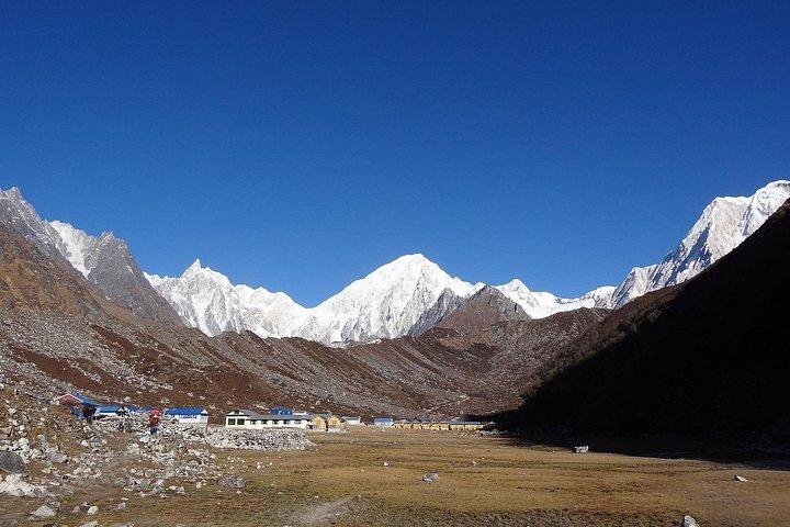 Manaslu Circuit Trekking Tour