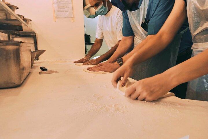 Rome: Pizza Cooking Class combined with Guided Sightseeing