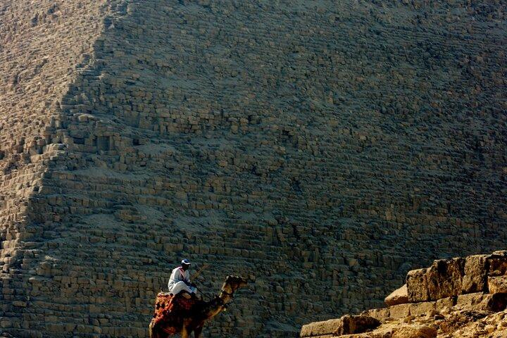 ギザのピラミッド、カイロ シタデル、オールド カイロへの日帰り旅行 - コプト カイロ