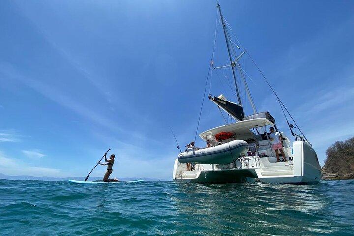 Tour privato delle spiagge di Puerto Vallarta su uno yacht privato