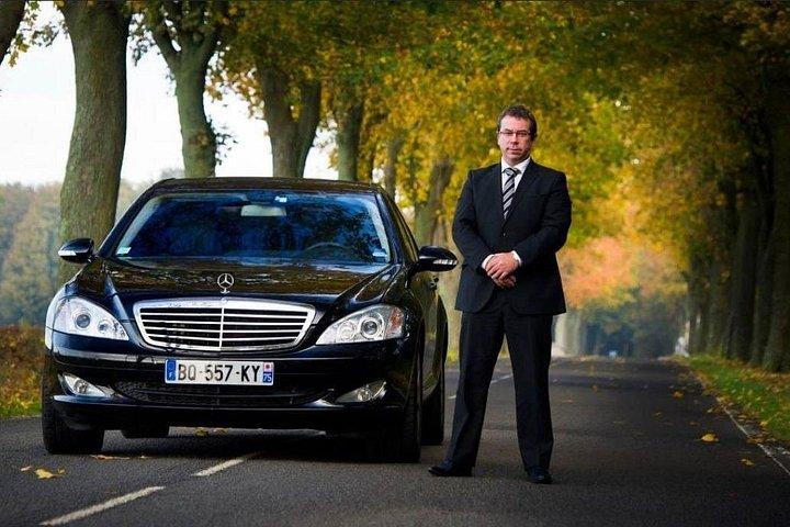 Car Rental in Dubai with Driver – Available Daily Basis