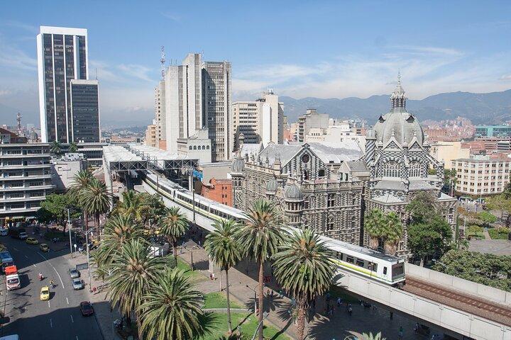 Privat byrundtur i Medellin med metrokabel og kommune 13