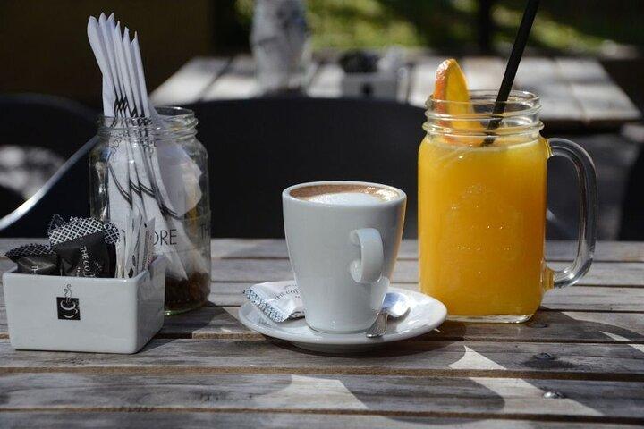 Exclusief Alcazar met ontbijt of koffie in de tuin