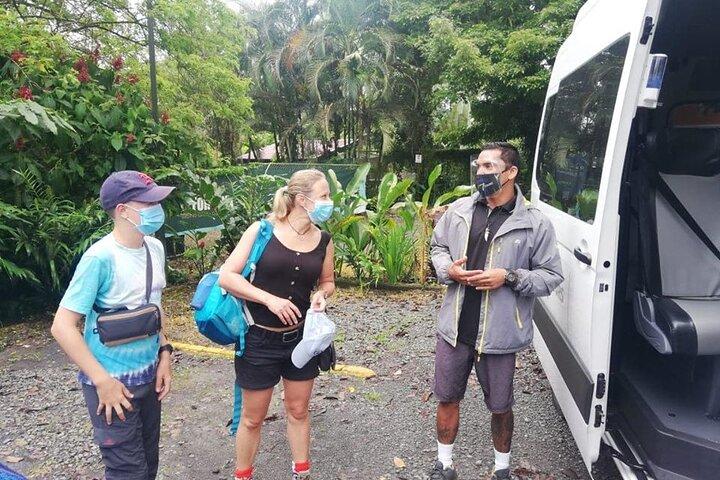 Transfert privé de La Fortuna à SJO Airport San Jose Hôtels