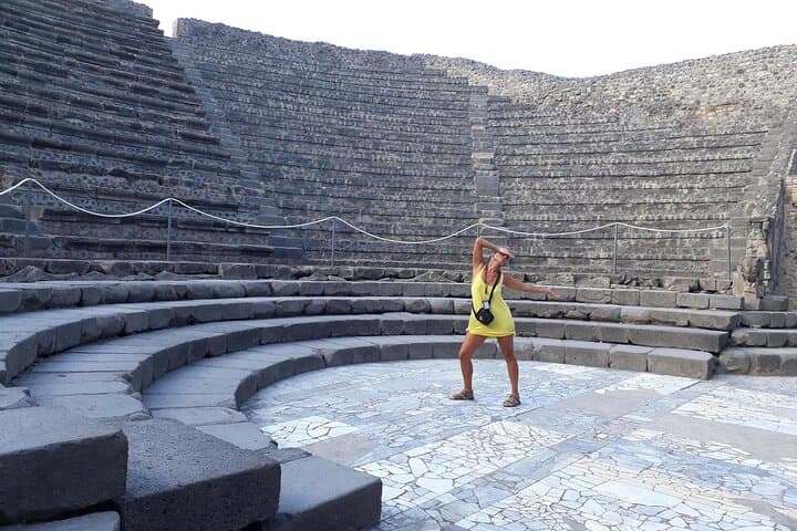 Small Group Pompeii & Mt. Vesuvius Tour: Day Trip with Pickup