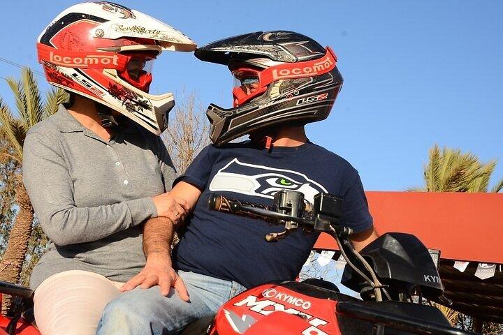 Giro in cammello di 1 ora e giro in quad di 1 ora a Marrakech.