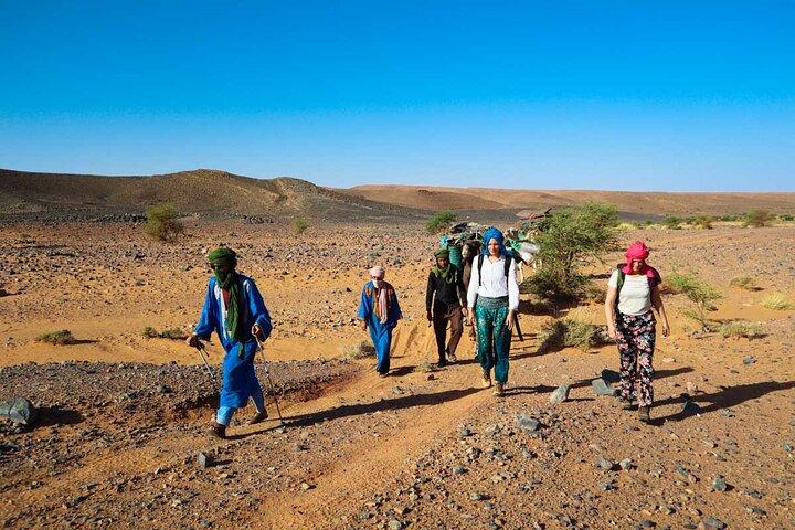 Aventura de senderismo por el desierto de 5 días desde Merzouga