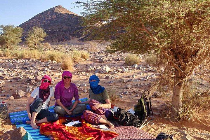 Aventura de senderismo por el desierto de 5 días desde Merzouga