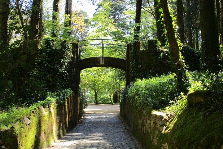Sintra by heart - private Tour with train trip from Lisbon