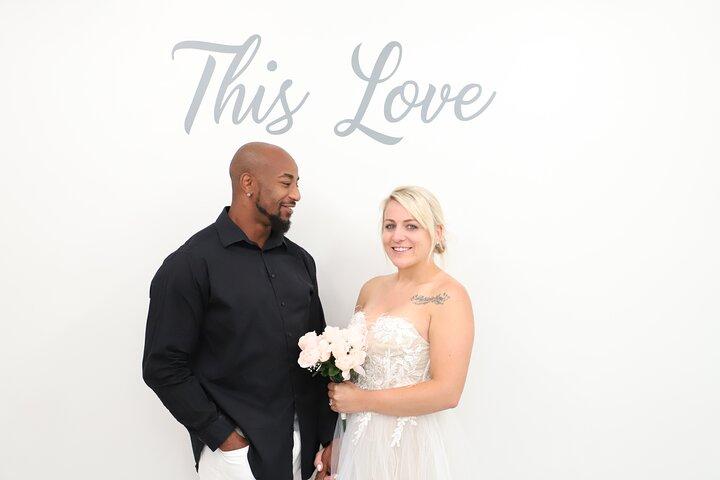 パラダイスウェディングチャペルでQuickie Las Vegas Wedding